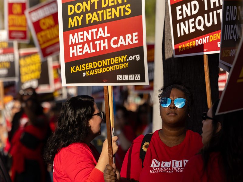 Psychologists, therapists and other mental health professionals who work for Kaiser Permanente across Southern California walk a picket line at Kaiser Permanente Los Angeles Medical Center on Monday, Oct. 21, 2024 in Los Angeles, CA. Brian van der Brug / Los Angeles Times via Getty Images