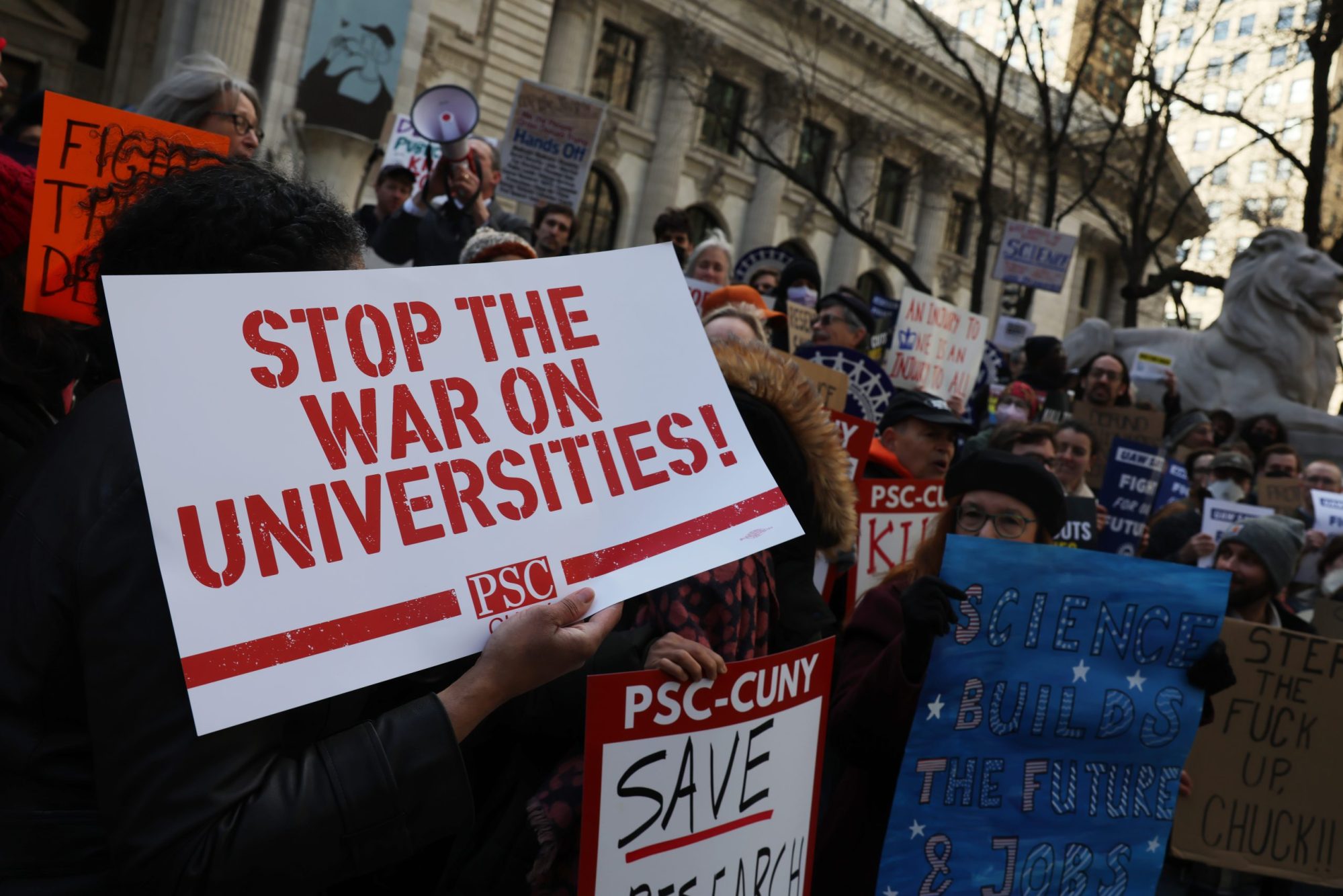 Protesters rally in Manhattan to demand an end to cuts in science, research, education and other areas by the Trump administration on April 08, 2025 in New York City. Photo by Spencer Platt/Getty Images